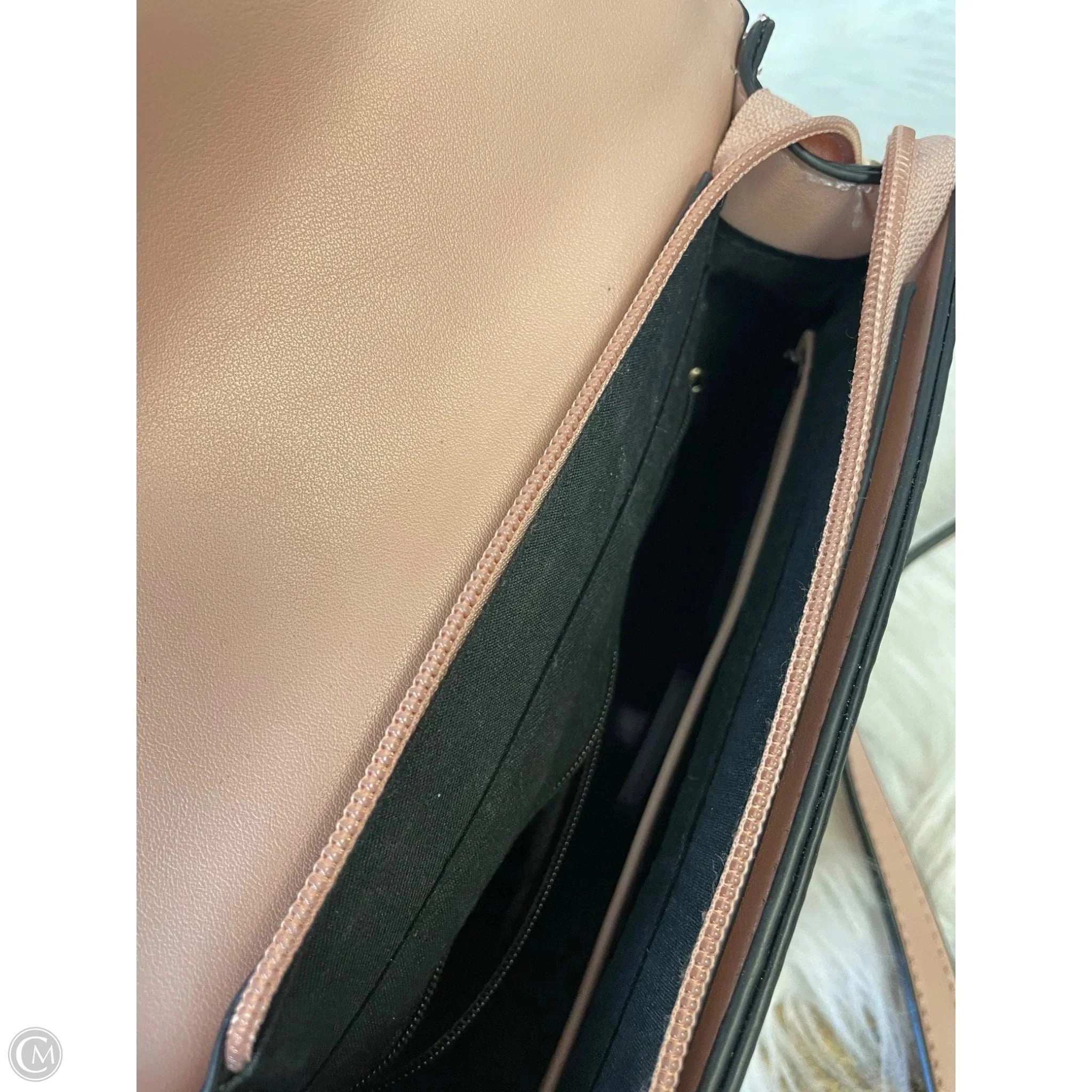 Crossbody Leather By Clothes Mentor, Size: Medium