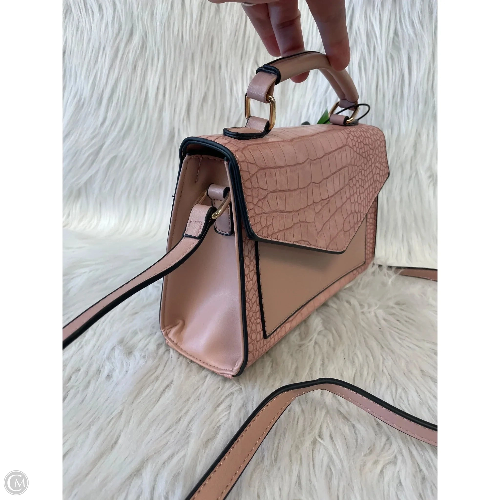 Crossbody Leather By Clothes Mentor, Size: Medium