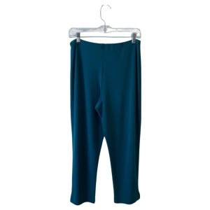 Pants Cropped By Sympli In Green, Size:10