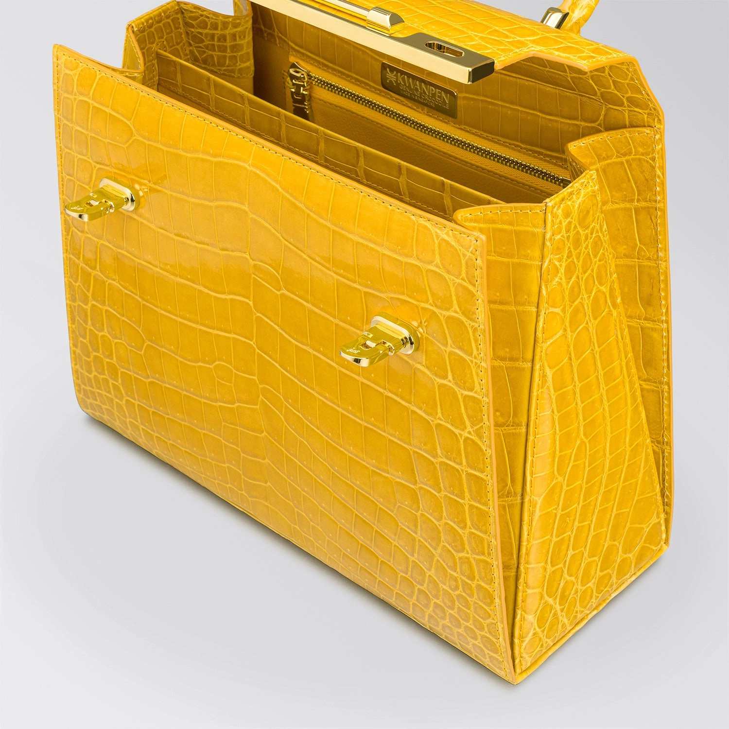 RAFFLES 1819 HANDBAG