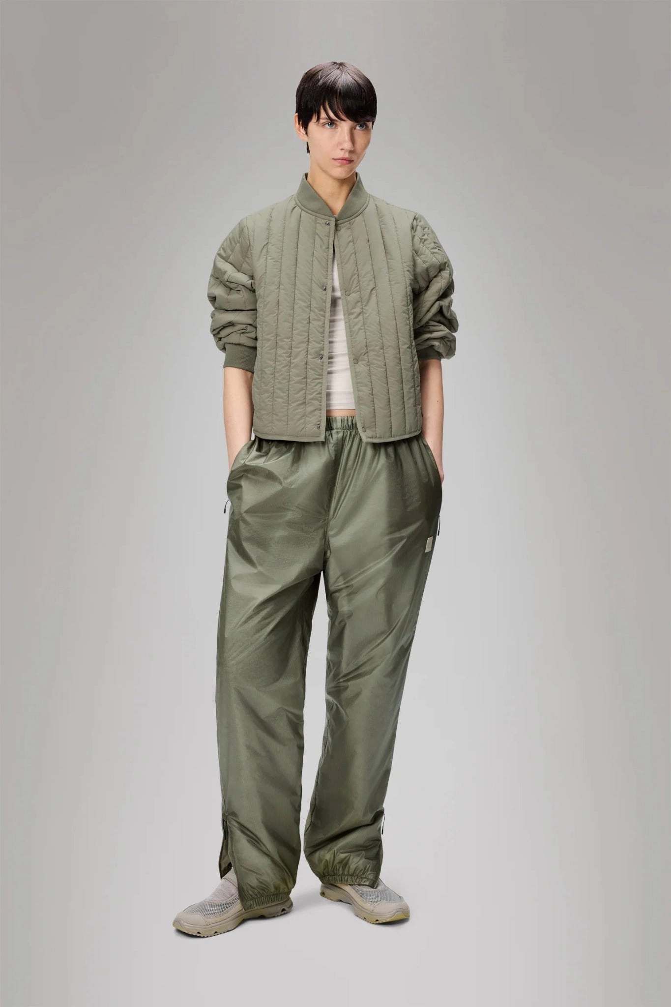 RAINS - Banja Liner Bomber W Jacket in Drift