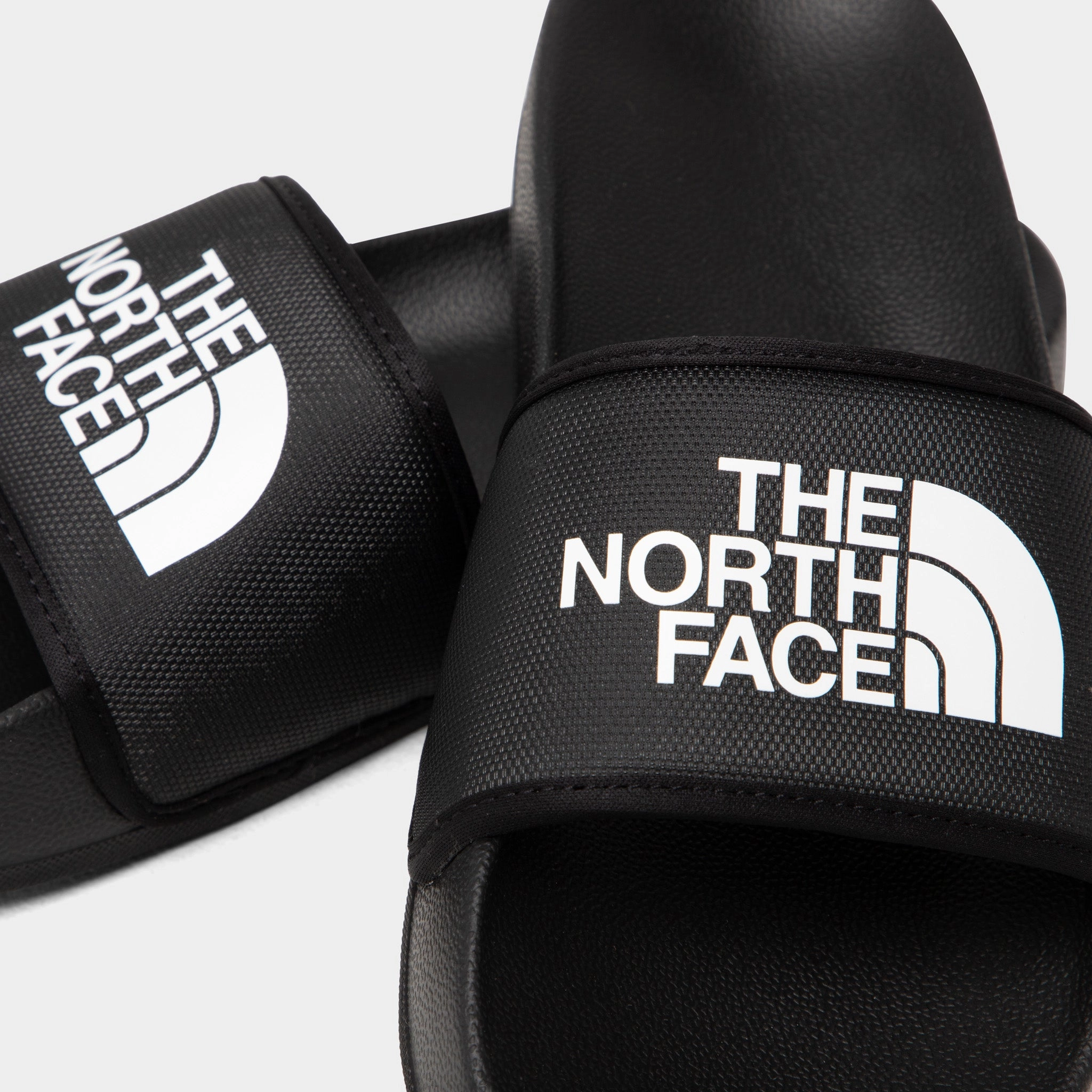 The North Face Women's Base Camp Slide III TNF Black / TNF White
