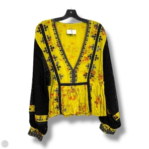 Top Long Sleeve By Free People In Yellow, Size: L