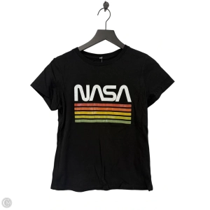 Top Short Sleeve Basic By Clothes Mentor In Black, Size: M