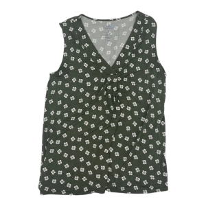 Top Sleeveless By Croft And Barrow In Green, Size:M