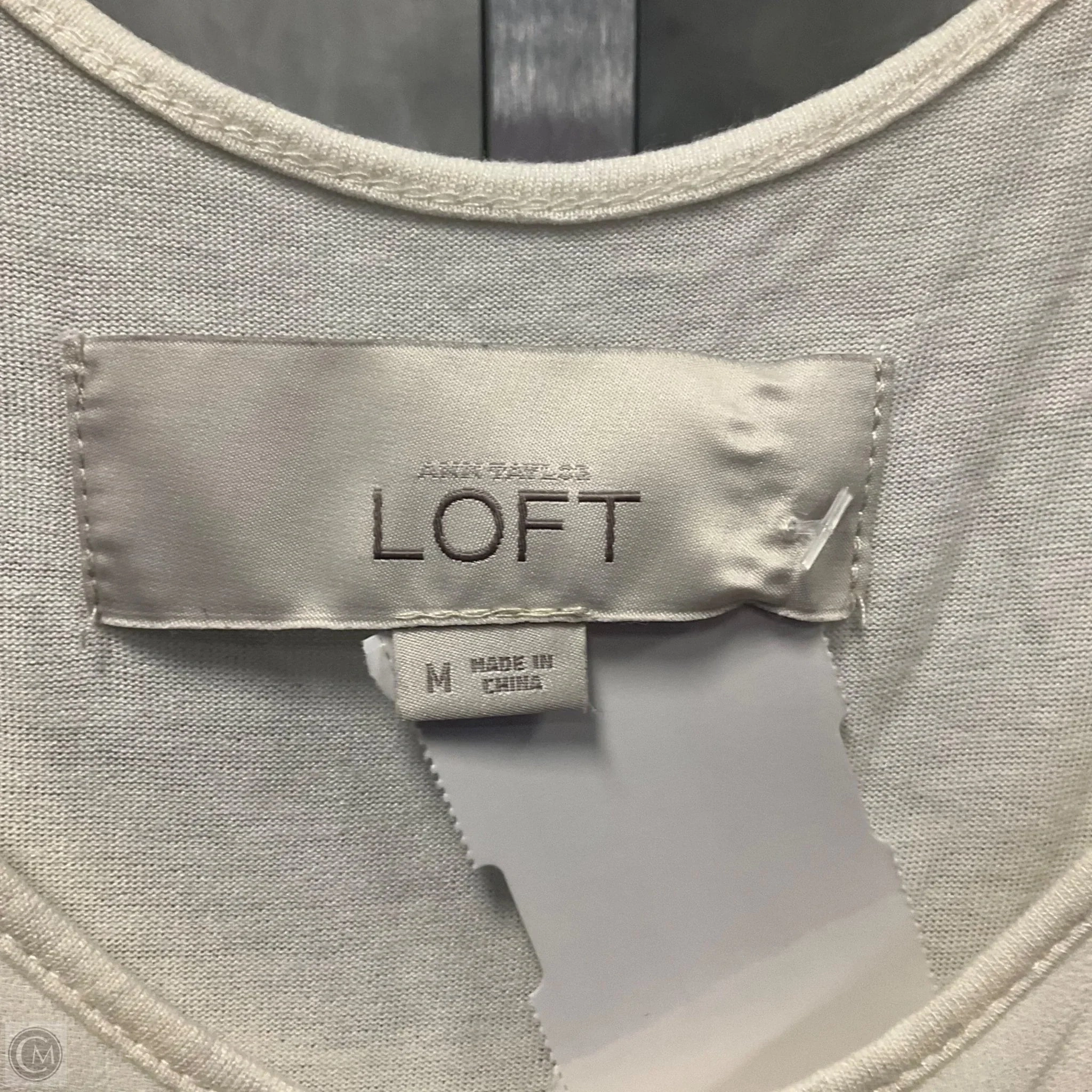 Top Sleeveless By Loft In Cream, Size: M